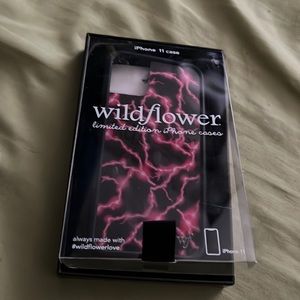 gently used,iphone 11 wildflower limited edition pink electric phone case
